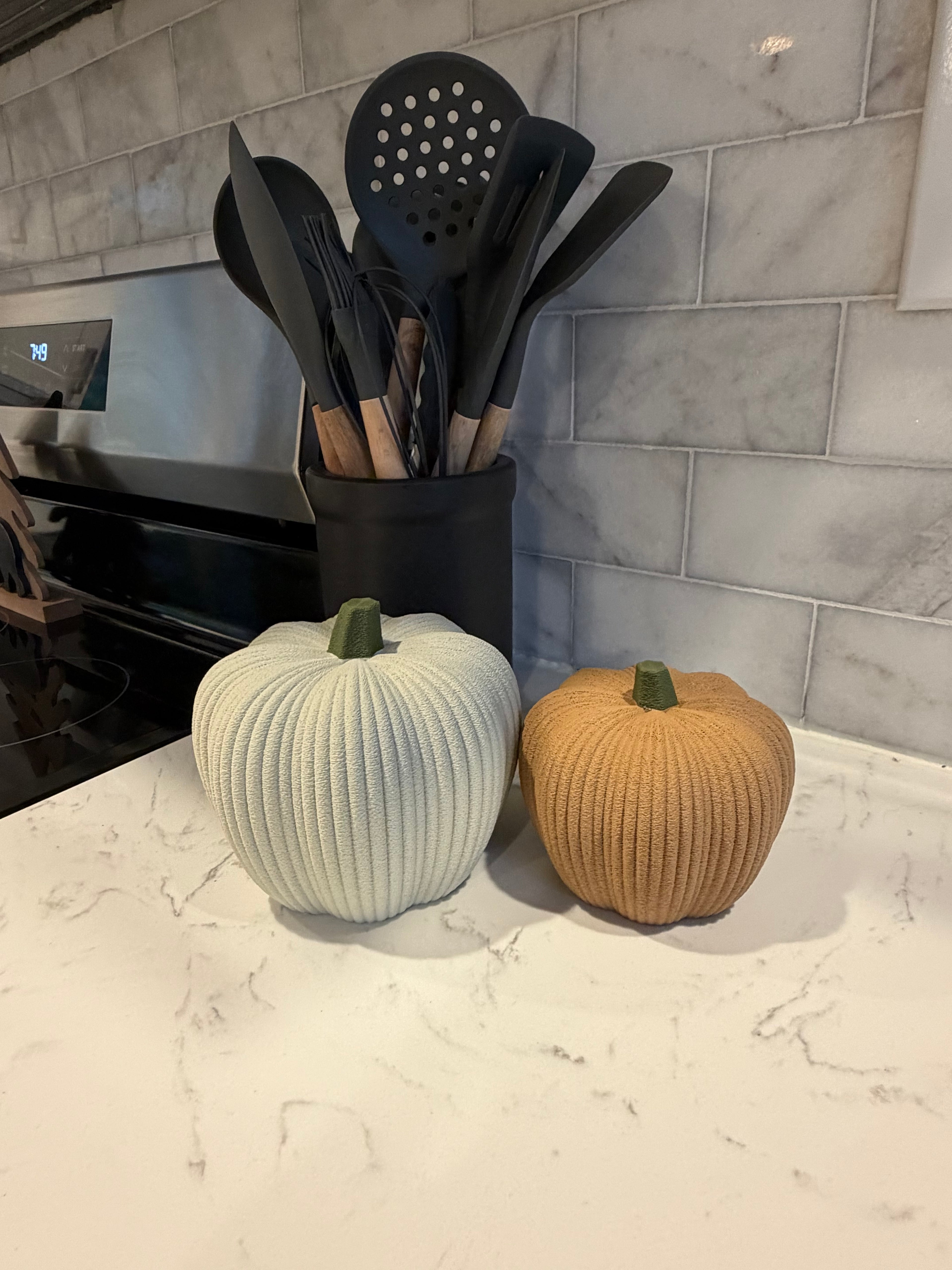 Pumpkin Figurine Set 🎃🍂